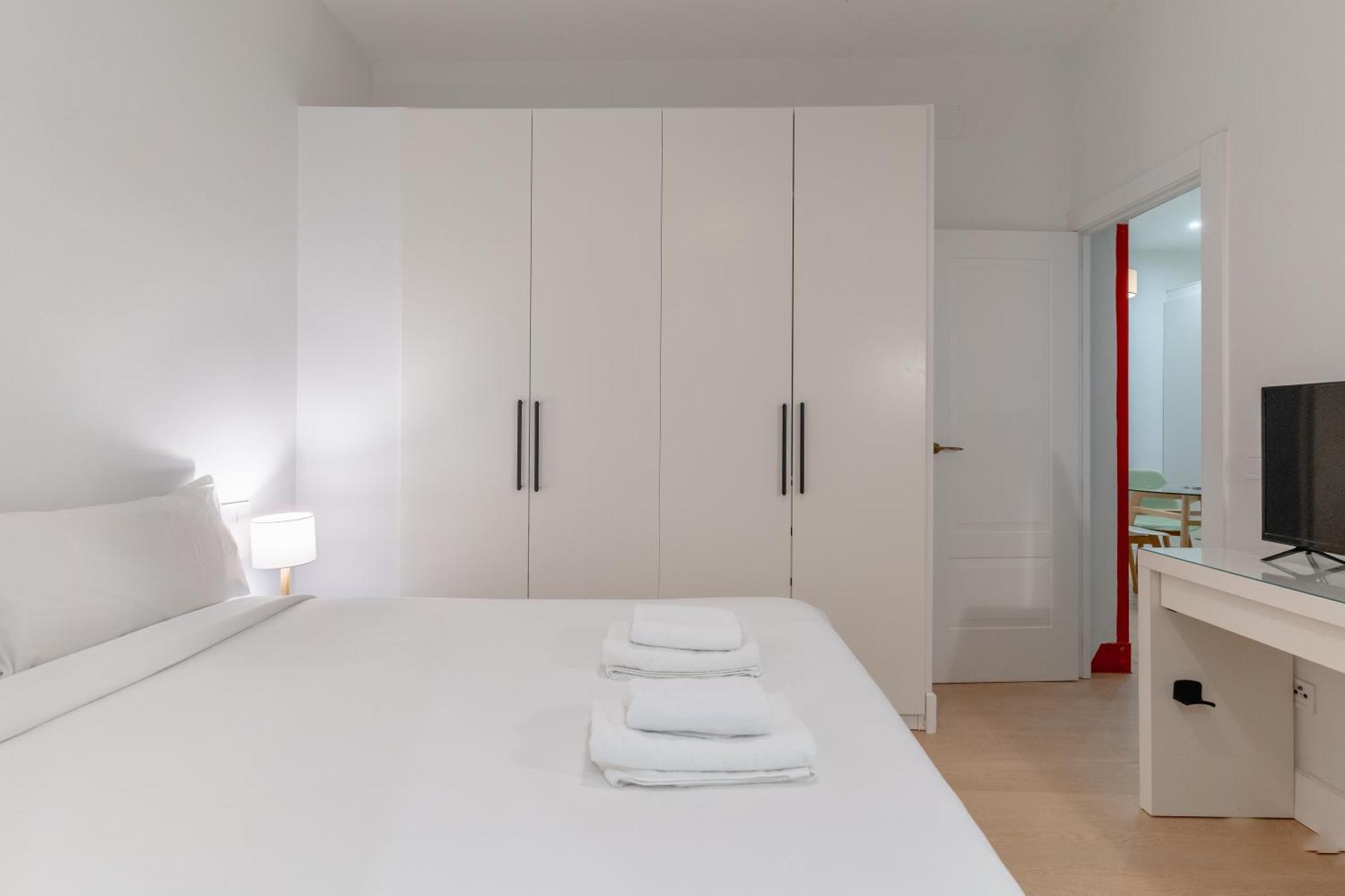 Cozy And Central-1Bd 1Bth- Cortes Apartment Madrid Exterior foto