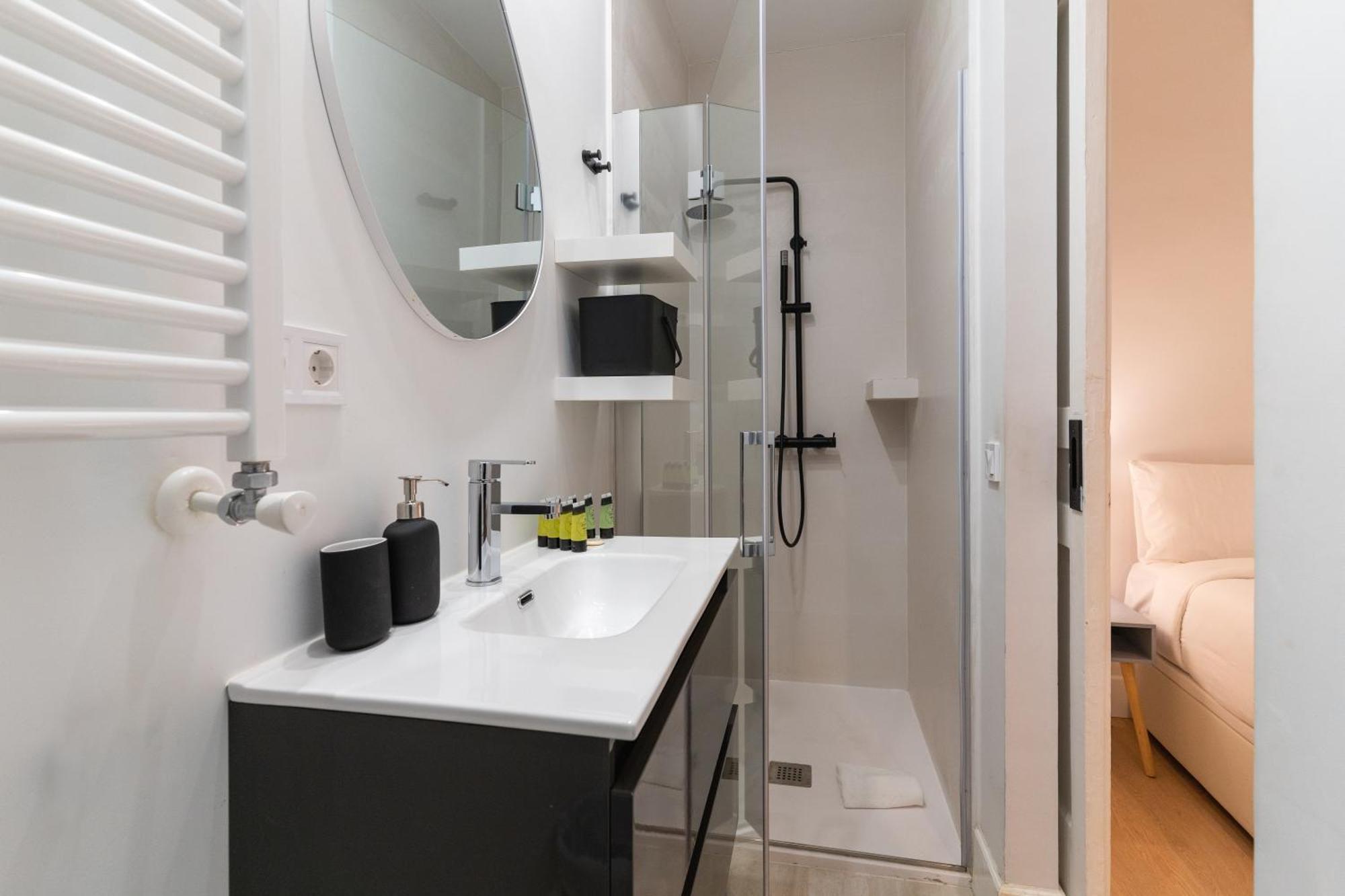 Cozy And Central-1Bd 1Bth- Cortes Apartment Madrid Exterior foto
